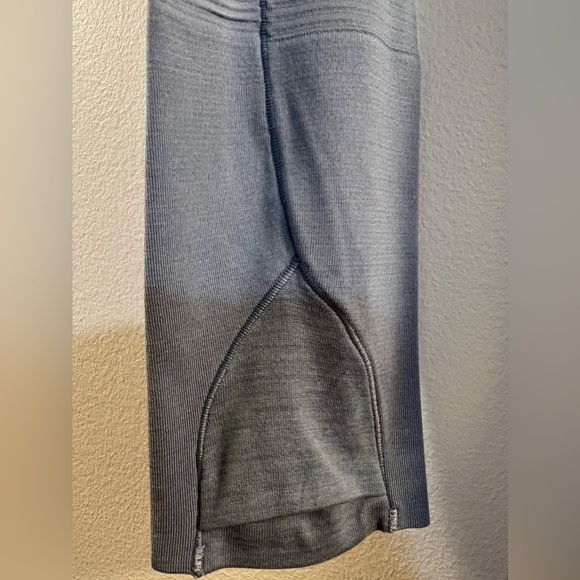 34.Lululemon Swiftly Speed Long Sleeve - Picture 7 of 8